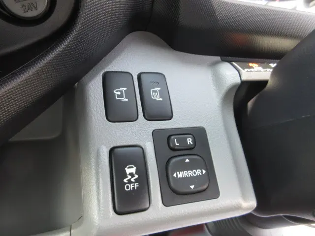 トヨタ ダイナ TKG-XZU775(4WD)の写真16