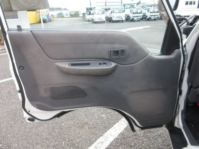 マツダ ボンゴトラック ABF-SKP2L(4WD)の写真21