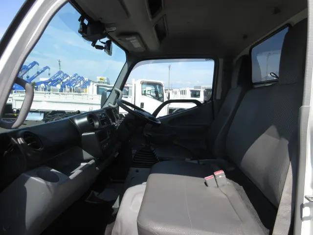 日野 デュトロ 2RG-XZU650M(2WD)の写真24