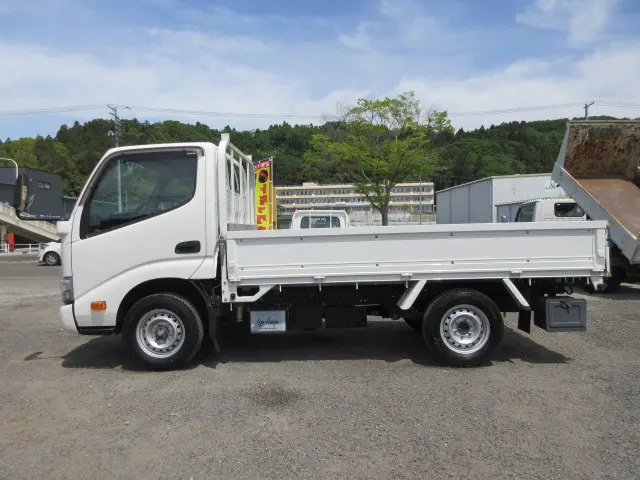 トヨタ ダイナ LDF-KDY281(4WD)の写真5
