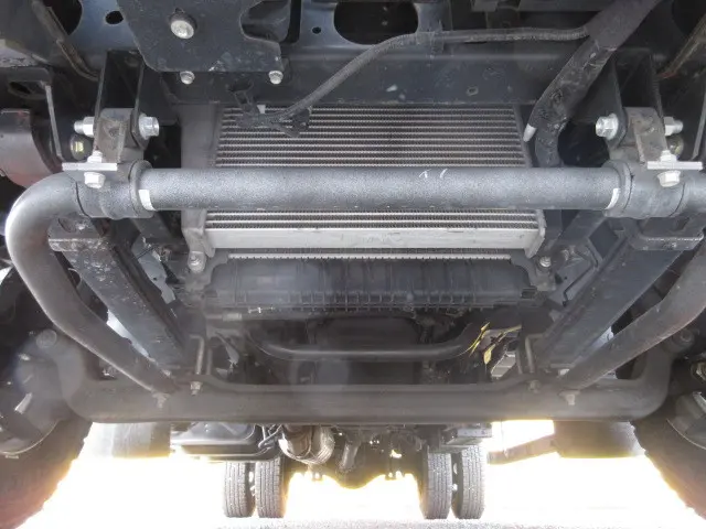 いすゞ エルフ 2RG-NPR88YN(2WD)の写真30