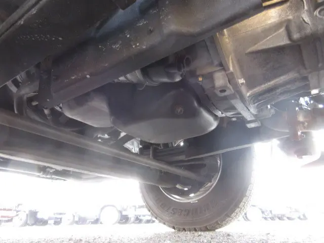 いすゞ エルフ 2RG-NPR88YN(2WD)の写真31
