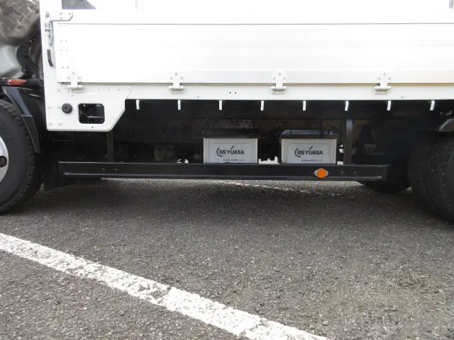 いすゞ エルフ 2RG-NPR88YN(2WD)の写真36