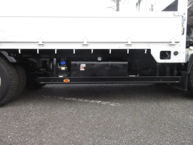 いすゞ エルフ 2RG-NPR88YN(2WD)の写真39