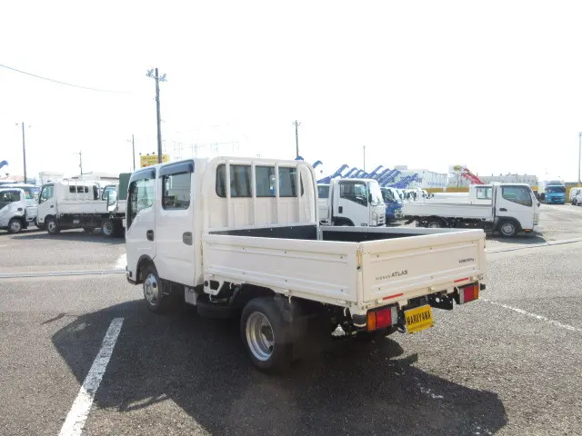日産 アトラス 3DF-AHR87AF(2WD)の写真3