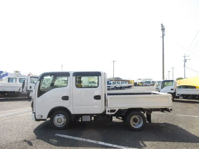 日産 アトラス 3DF-AHR87AF(2WD)の写真5