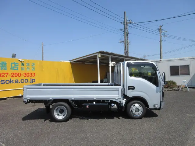 日産 アトラス 3DF-AHR87AF(2WD)の写真6