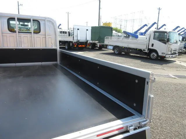 日産 アトラス 3DF-AHR87AF(2WD)の写真11