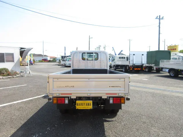 日産 アトラス 3DF-AHR87AF(2WD)の写真7