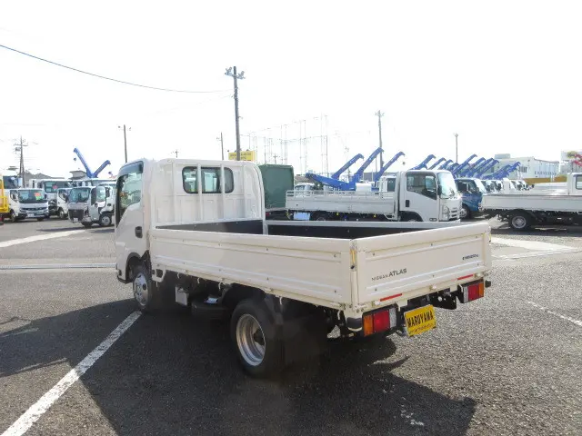 日産 アトラス 3DF-AHR87AF(2WD)の写真3