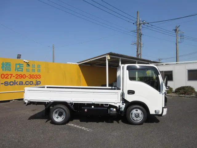 日産 アトラス 3DF-AHR87AF(2WD)の写真6