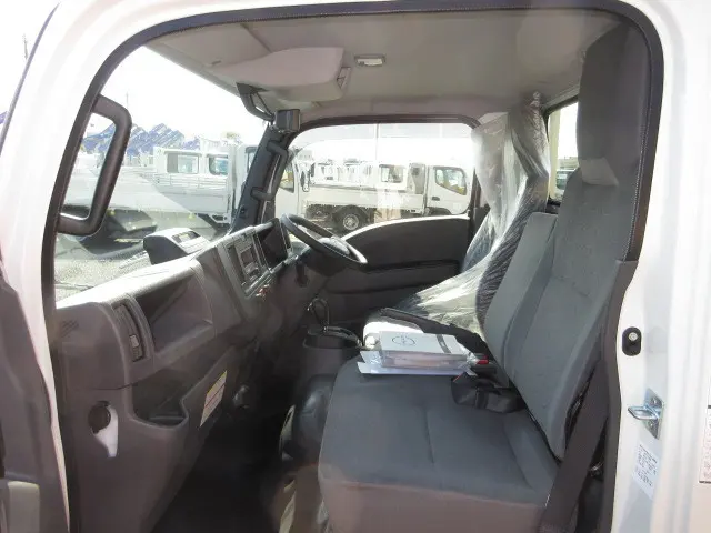 日産 アトラス 3DF-AHR87AF(2WD)の写真27