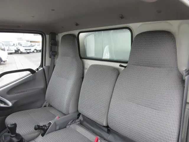 日野 デュトロ TKG-XZU605M(2WD)の写真26