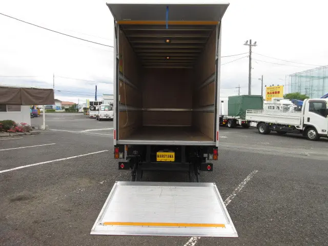 トヨタ ダイナ 2RG-XZU655(2WD)の写真8