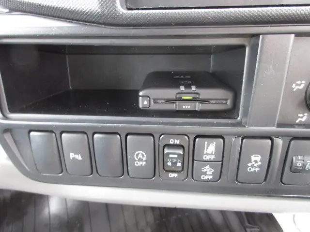 トヨタ ダイナ 2RG-XZU655(2WD)の写真14