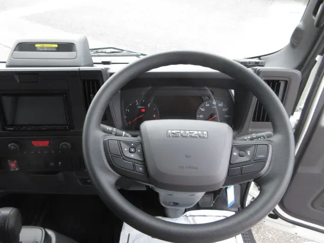 いすゞ エルフ 2RG-NPR88AM(2WD)の写真13