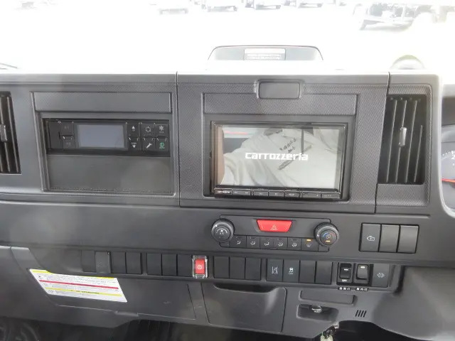 いすゞ エルフ 2RG-NPR88AM(2WD)の写真14