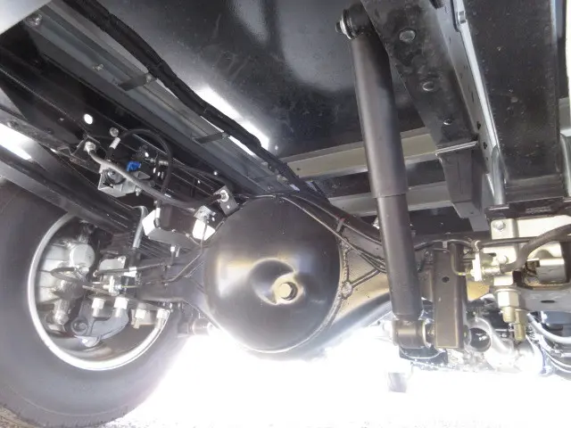いすゞ エルフ 2RG-NPR88AM(2WD)の写真29