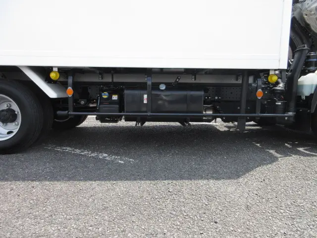いすゞ エルフ 2RG-NPR88AM(2WD)の写真33