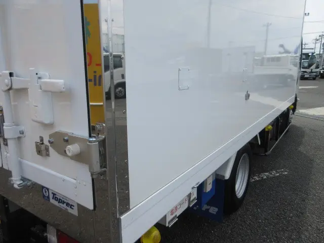 いすゞ エルフ 2RG-NPR88AM(2WD)の写真40