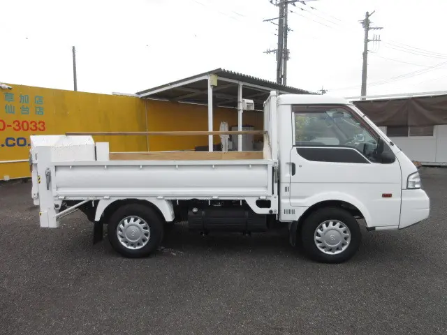 マツダ ボンゴトラック DBF-SLP2L(4WD)の写真6