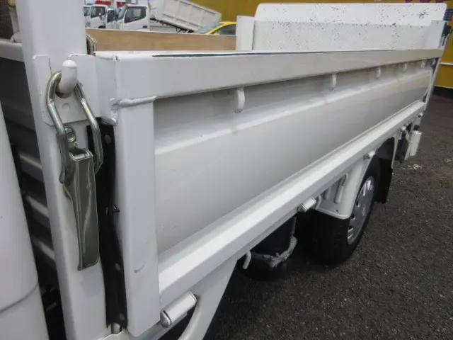 マツダ ボンゴトラック DBF-SLP2L(4WD)の写真47