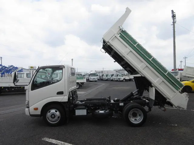 日野 デュトロ 2KG-XZU600T(2WD)の写真9