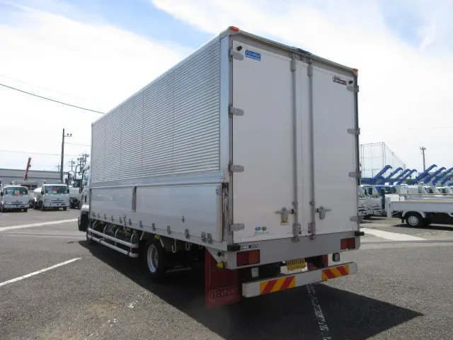 いすゞ フォワード 2RG-FRR90T2(2WD)の写真7