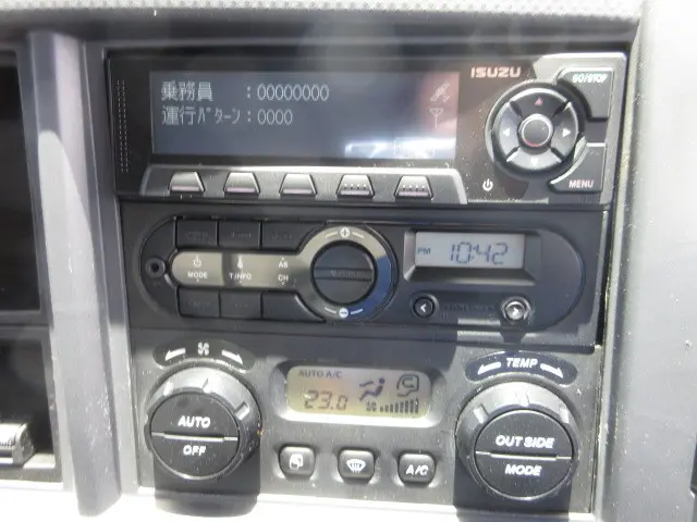 いすゞ フォワード 2RG-FRR90T2(2WD)の写真18