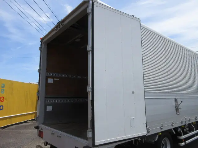 いすゞ フォワード 2RG-FRR90T2(2WD)の写真37