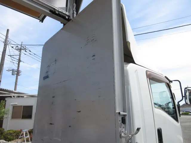 いすゞ フォワード 2RG-FRR90T2(2WD)の写真42