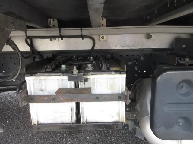 いすゞ フォワード 2RG-FRR90T2(2WD)の写真46