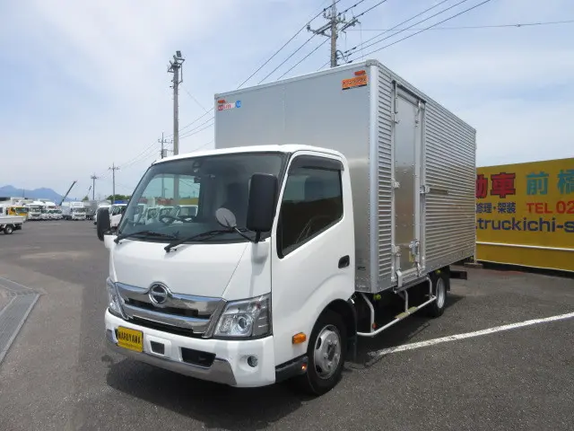 日野 デュトロ 2RG-XZU710M(2WD)の写真1