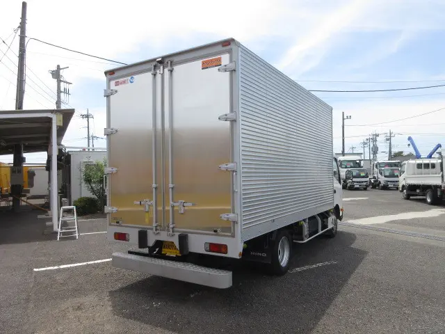 日野 デュトロ 2RG-XZU710M(2WD)の写真4