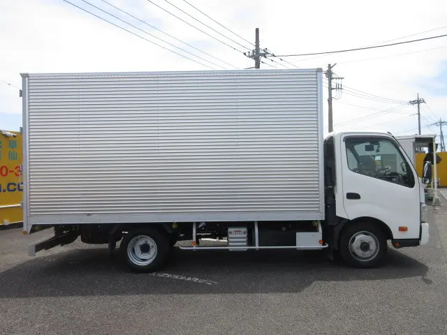 日野 デュトロ 2RG-XZU710M(2WD)の写真7