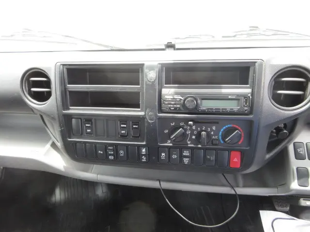 日野 デュトロ 2RG-XZU710M(2WD)の写真10