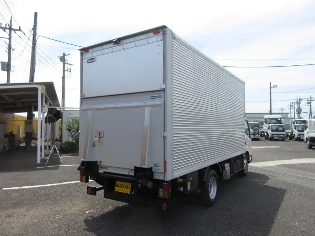 トヨタ ダイナ 2RG-XZU650(2WD)の写真4