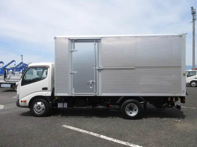 トヨタ ダイナ 2RG-XZU650(2WD)の写真5
