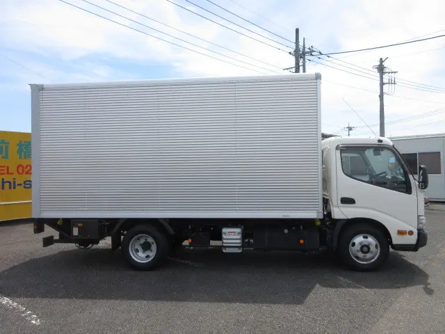 トヨタ ダイナ 2RG-XZU650(2WD)の写真6