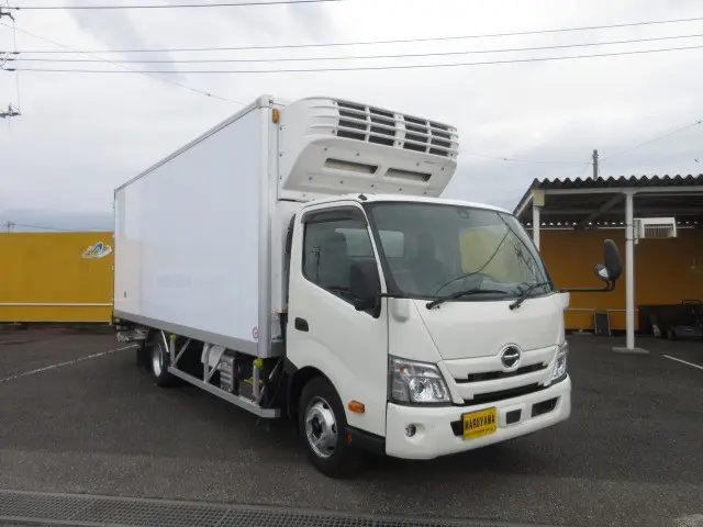 日野 デュトロ 2KG-XZU732M(2WD)の写真2