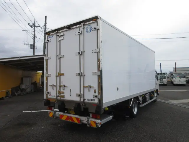 日野 デュトロ 2KG-XZU732M(2WD)の写真4