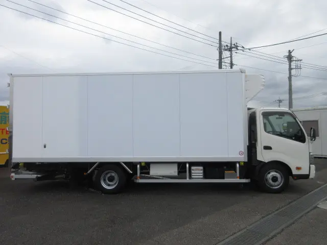 日野 デュトロ 2KG-XZU732M(2WD)の写真6