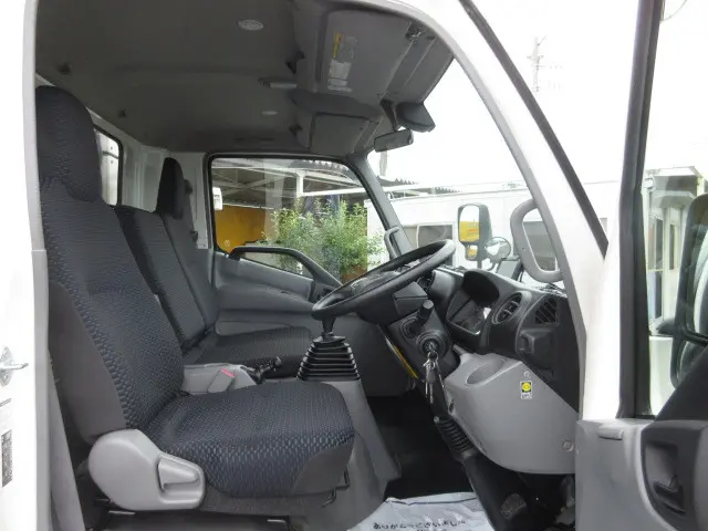 日野 デュトロ 2KG-XZU732M(2WD)の写真11