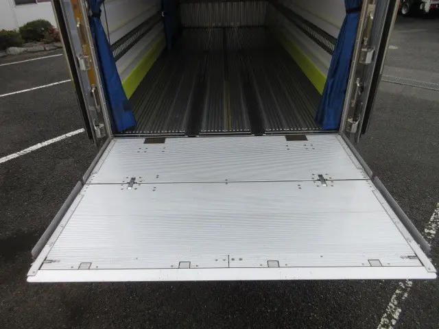 日野 デュトロ 2KG-XZU732M(2WD)の写真40