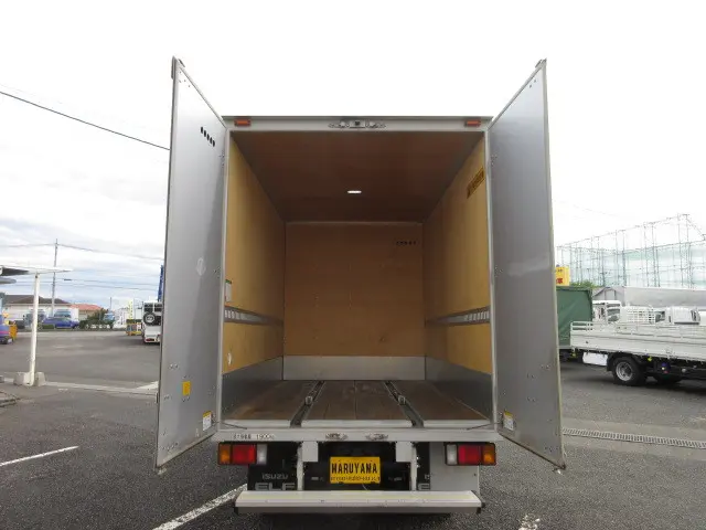 いすゞ エルフ TRG-NLS85AN(4WD)の写真8