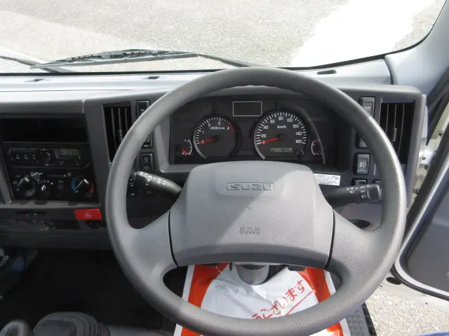 いすゞ エルフ TRG-NLS85AN(4WD)の写真13