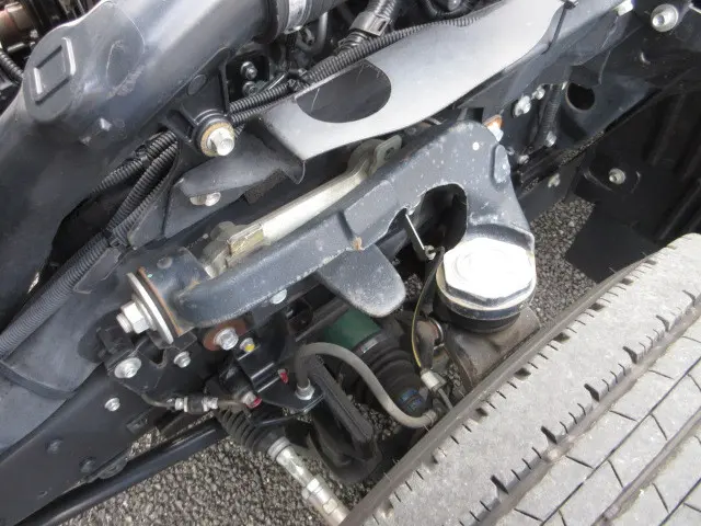 いすゞ エルフ TRG-NLS85AN(4WD)の写真44