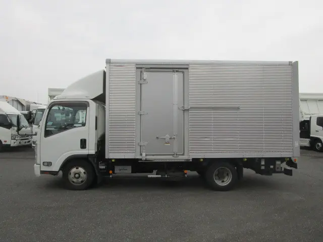 いすゞ エルフ 2RG-NPR88AN(2WD)の写真5