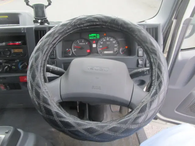 いすゞ エルフ 2RG-NPR88AN(2WD)の写真17