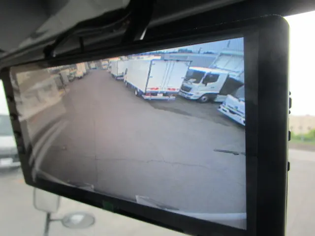 いすゞ エルフ 2RG-NPR88AN(2WD)の写真21